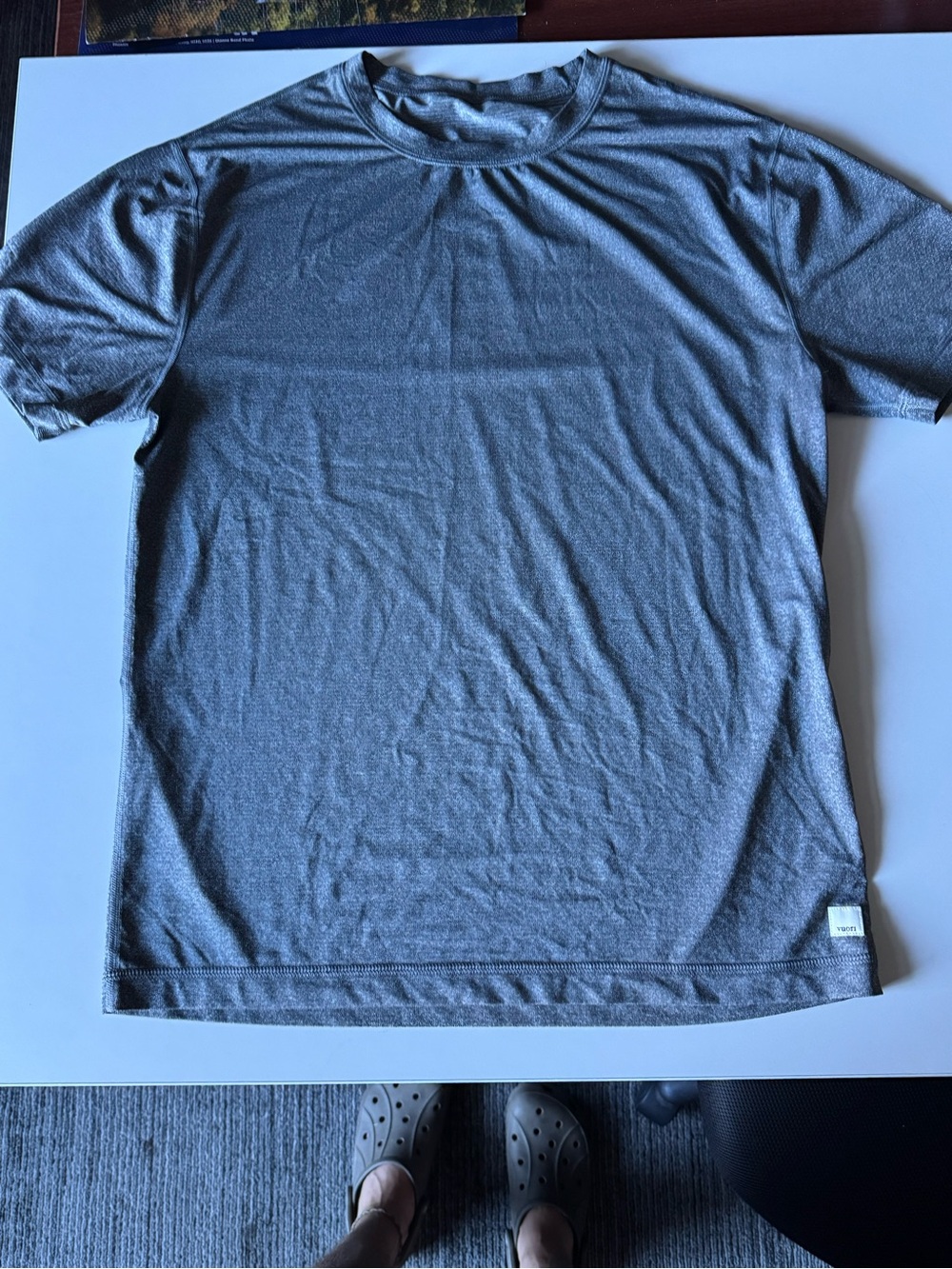 Vuori Men's Gray Performance Crew Neck T-Shirt